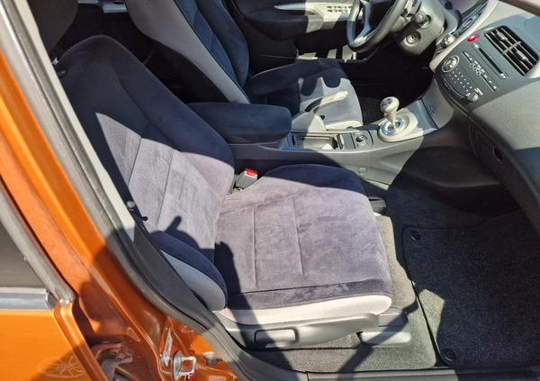 Honda Civic cena 18500 przebieg: 231000, rok produkcji 2009 z Brzesko małe 137